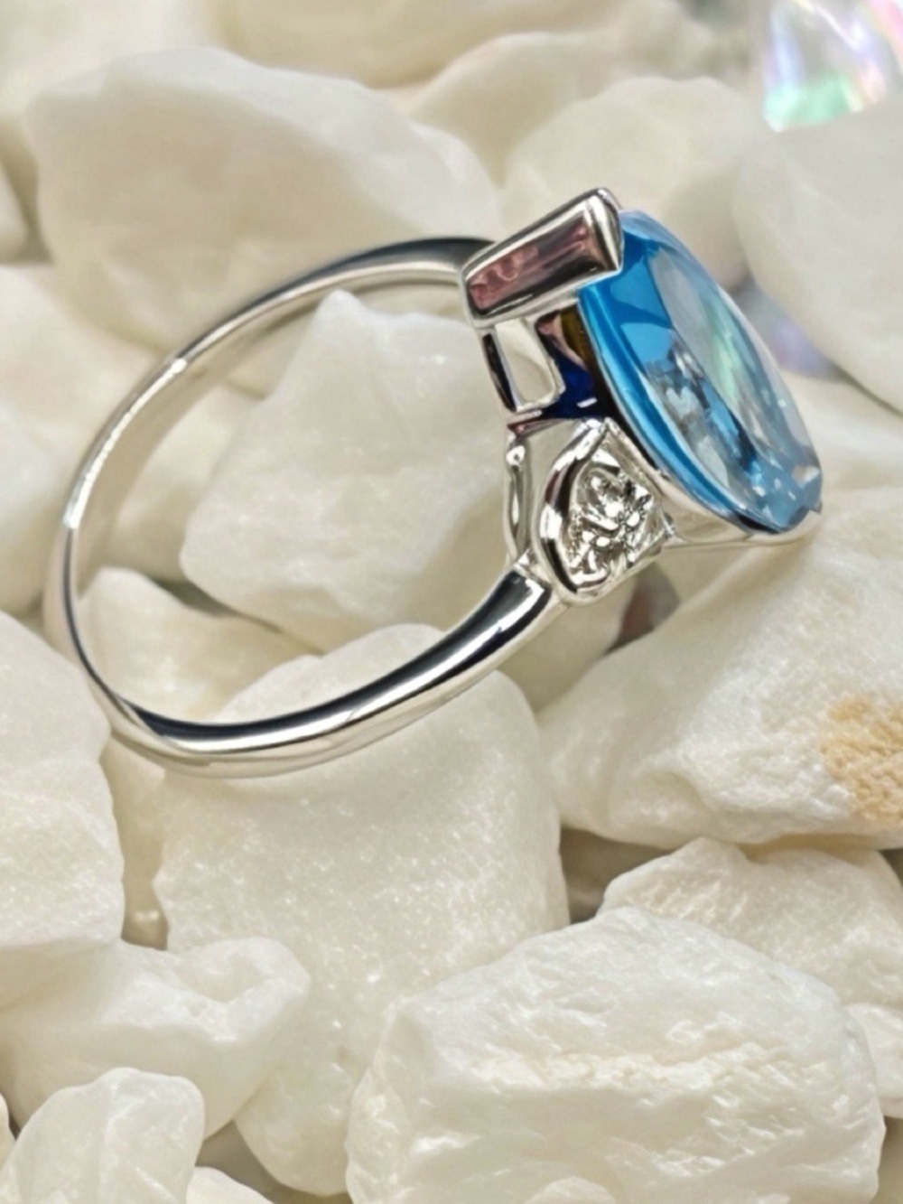 Topaz 3.40 CTW set in Sterling Silver Designer Ring - Size 7 NWT - Picture 8 of 17